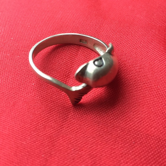 Silver dolphin ring - Picture 4 of 6